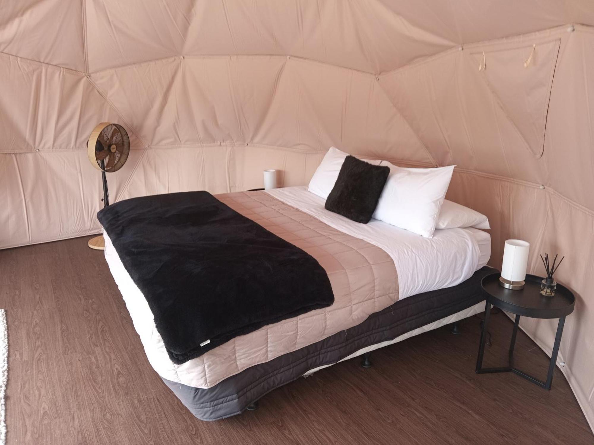 Oakridge Glamping Hotel Rotorua Buitenkant foto